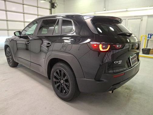 2025 Mazda CX-50 2.5 S Preferred Package