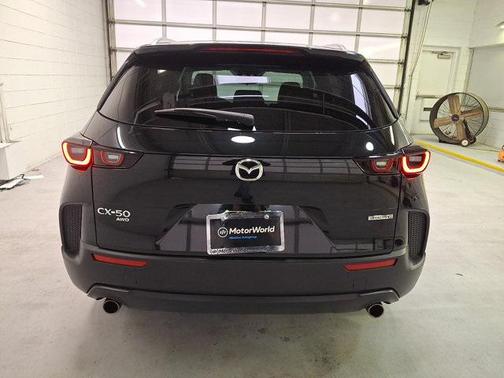 2025 Mazda CX-50 2.5 S Preferred Package