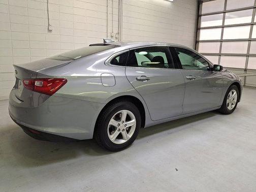 Sterling Gray Metallic 2024 Chevrolet Malibu LT