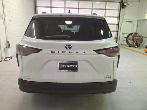 2023 Toyota Sienna XLE 7 Passenger