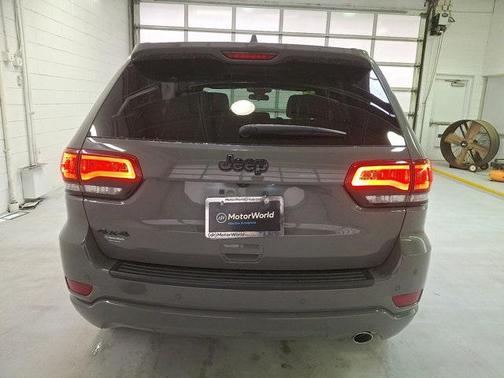 2021 Jeep Grand Cherokee Laredo