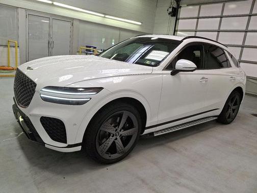 2025 Genesis GV70 2.5T