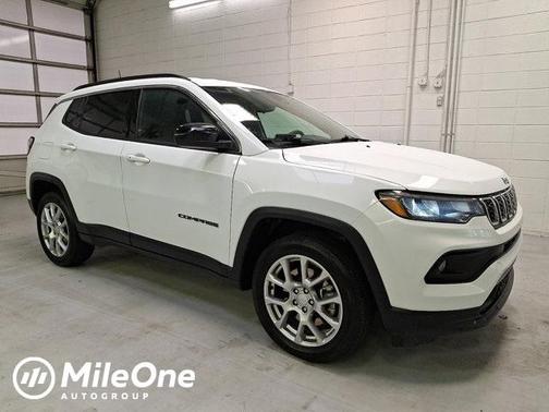 2024 Jeep Compass Latitude Lux