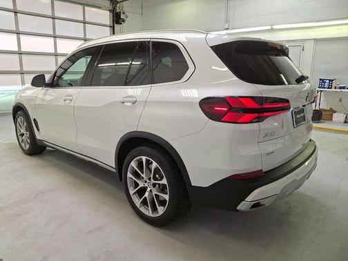 2025 BMW X5 xDrive40i