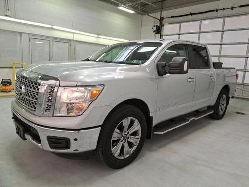 2019 Nissan Titan SV
