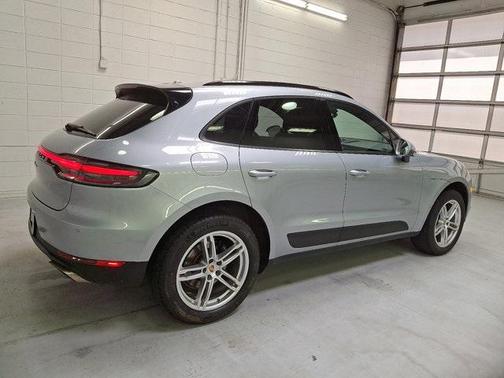 2021 Porsche Macan Base
