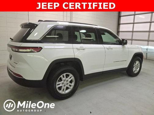 2023 Jeep Grand Cherokee Laredo