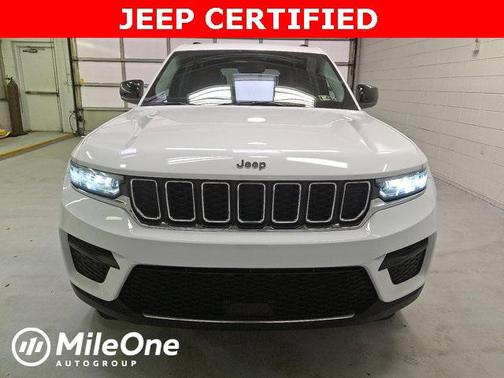 2023 Jeep Grand Cherokee Laredo