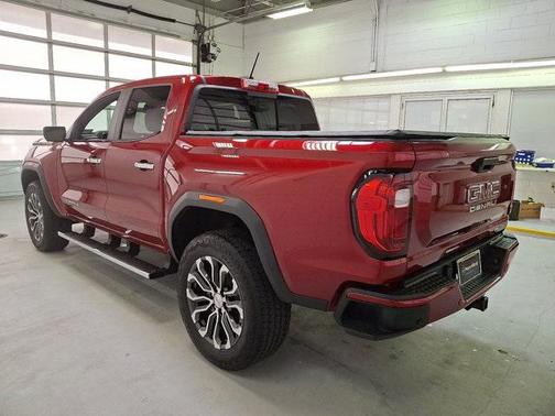 2024 GMC Canyon Denali