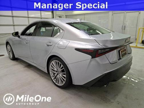 2022 Lexus IS 300 Base