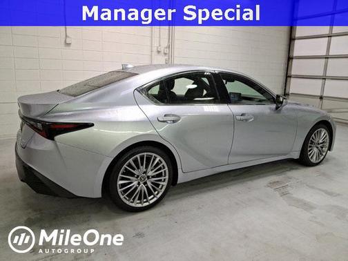 2022 Lexus IS 300 Base
