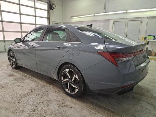 2023 Hyundai ELANTRA HEV Limited