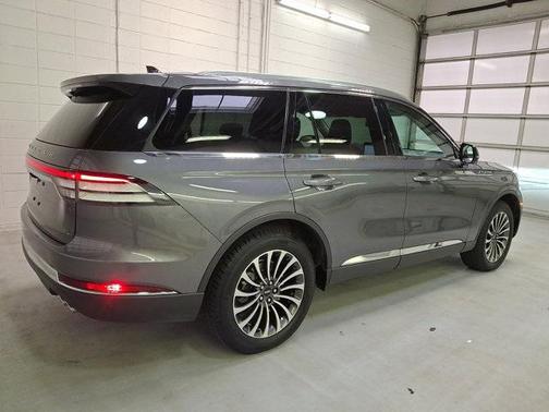 2022 Lincoln Aviator Reserve AWD