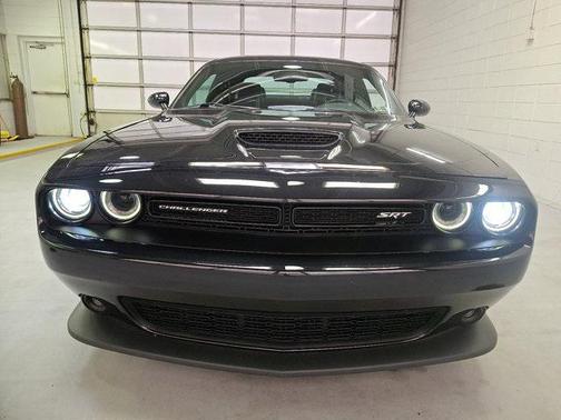 2015 Dodge Challenger SRT 392