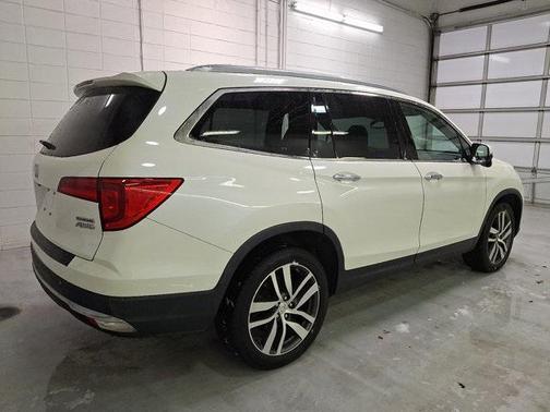 2018 Honda Pilot Touring