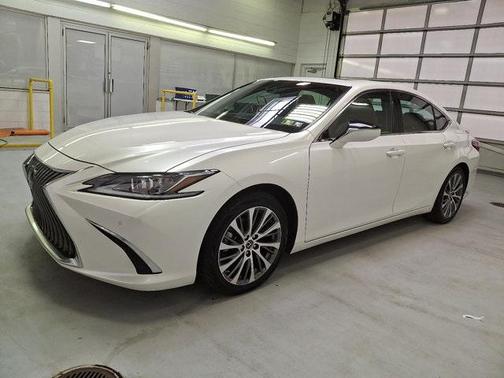 2021 Lexus ES 350 Base