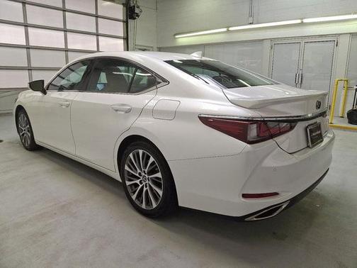 2021 Lexus ES 350 Base