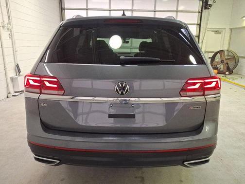 2022 Volkswagen Atlas 2.0T SE w/Technology 4MOTION