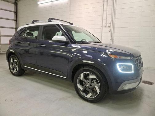 2023 Hyundai VENUE Limited