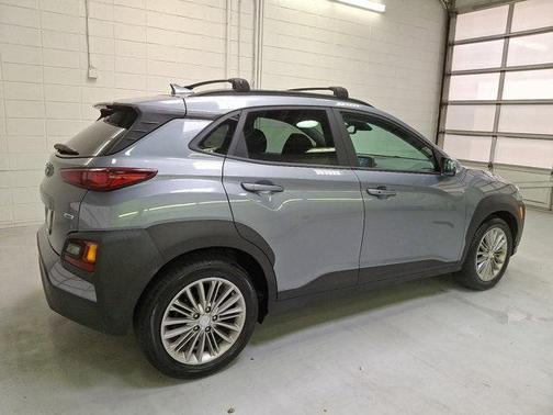 2020 Hyundai KONA SEL Plus