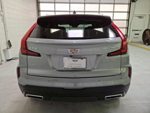 2025 Cadillac XT4 Premium Luxury