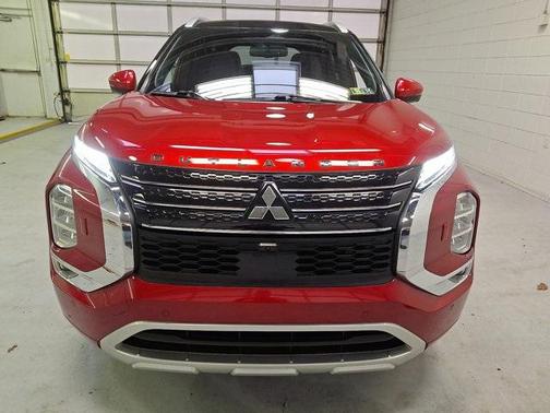 2023 Mitsubishi Outlander SEL Black Edition