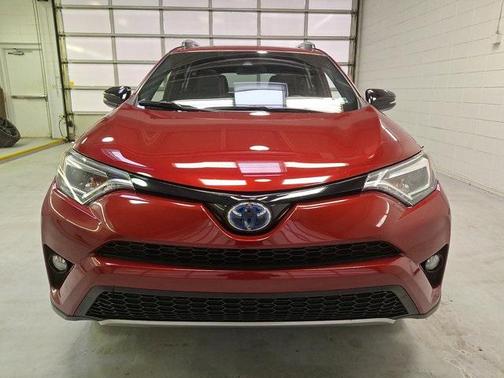 2018 Toyota RAV4 Hybrid SE