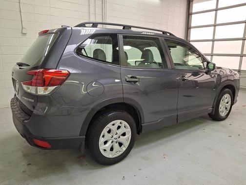 2022 Subaru Forester Base