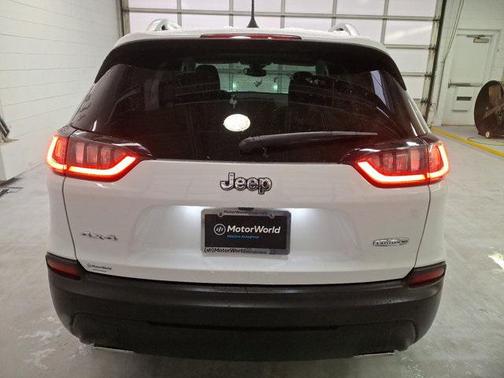 2021 Jeep Cherokee Latitude Lux