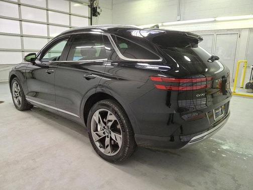 2025 Genesis Electrified GV70 Advanced