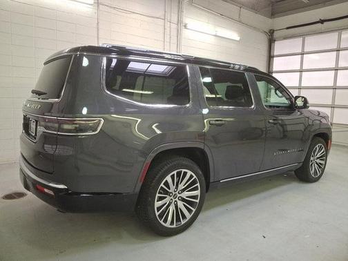 2025 Jeep Grand Wagoneer Base