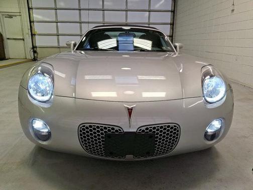 2008 Pontiac Solstice Base
