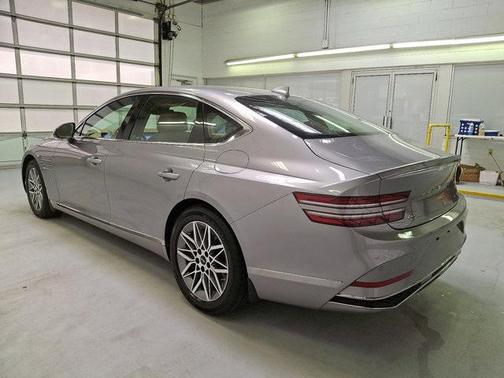 2025 Genesis G80 2.5T