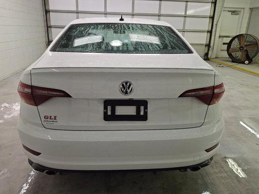 2019 Volkswagen Jetta GLI 2.0T S