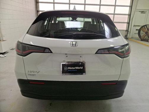 2023 Honda HR-V LX
