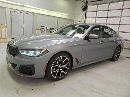 2023 BMW 530 i xDrive