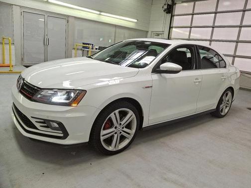 2016 Volkswagen Jetta 2.0T GLI SEL