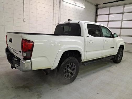 2022 Toyota Tacoma SR5