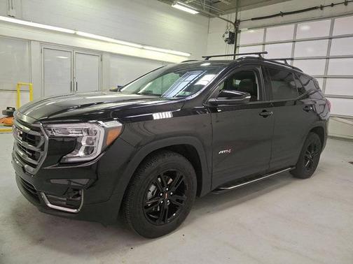 2022 GMC Terrain AT4