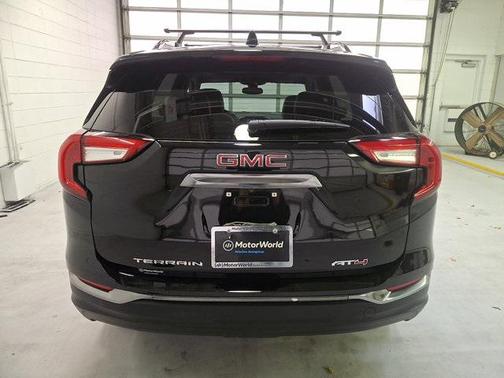2022 GMC Terrain AT4