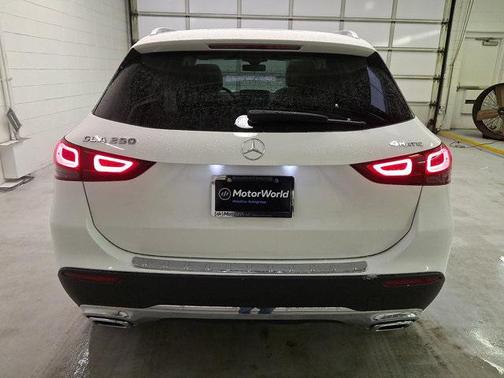 2021 Mercedes-Benz GLA 250 Base 4MATIC