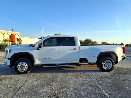 2024 GMC Sierra 3500 Denali
