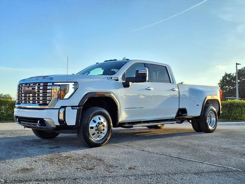 2024 GMC Sierra 3500 Denali