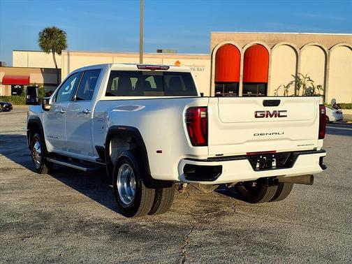 2024 GMC Sierra 3500 Denali