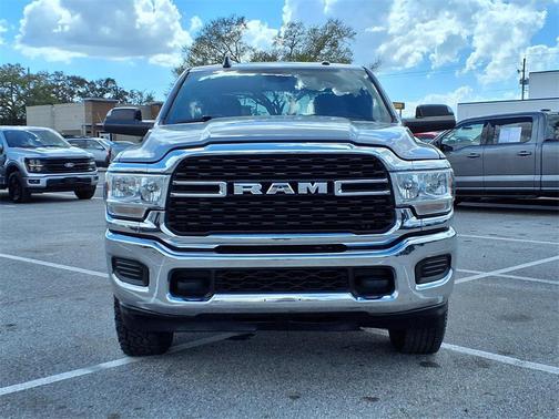 2022 RAM 2500 Big Horn Crew Cab 4x4 6'4' Box