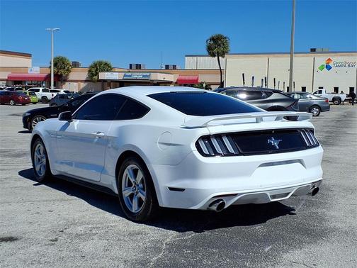 2016 Ford Mustang V6