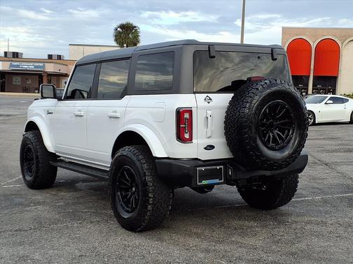 2023 Ford Bronco Outer Banks