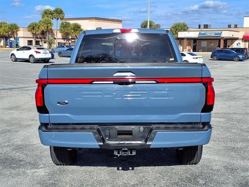 2023 Ford F-150 Lightning LARIAT