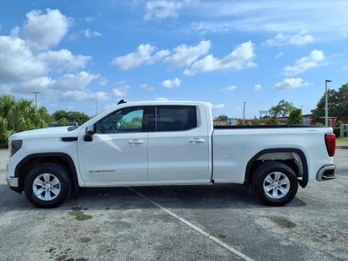 2023 GMC Sierra 1500 SLE