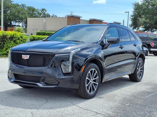 2024 Cadillac XT4 Sport